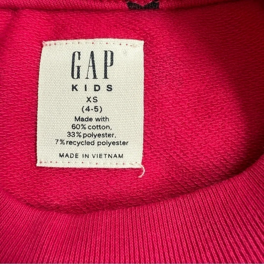 Real color in 3rd image EUC Girls Gap Kids Cropped Sweater size XS (4-5)